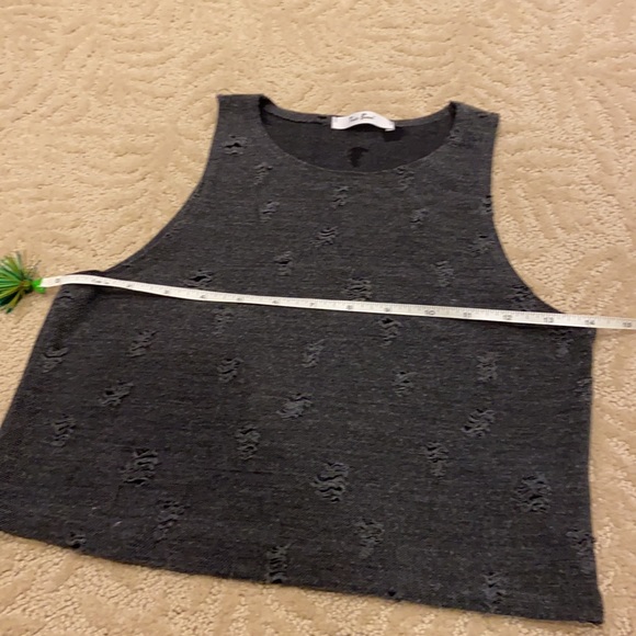 Tres Bien Gray Ripped Crop Tank Top Small - Picture 5 of 9